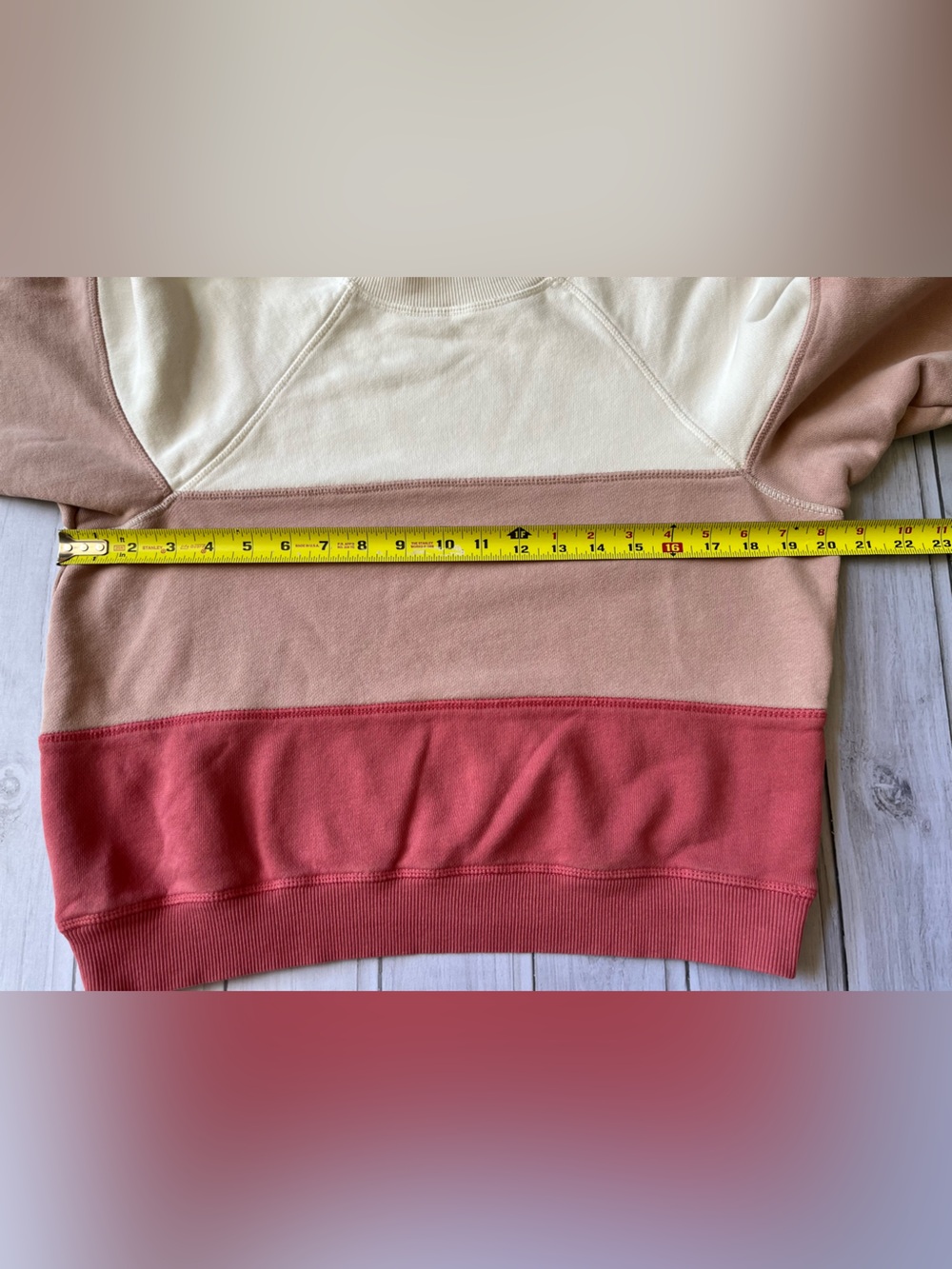 Spiritual Gangster Bridget raglan triblock crew pull over sweatshirt. Size small - Picture 12 of 15
